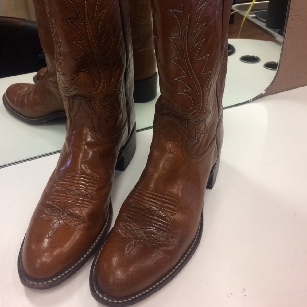 Perfect condition Dan Post brown boots